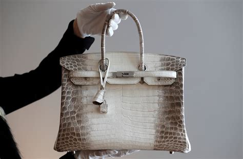 who makes birkin bags